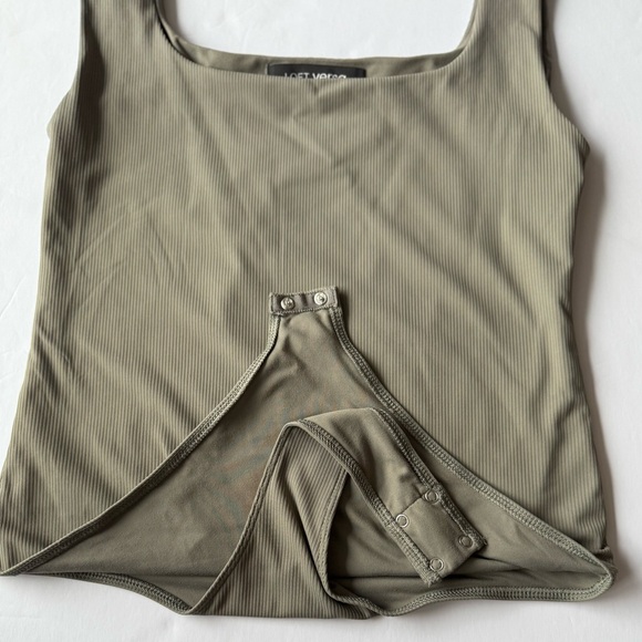 LOFT Versa Ribbed Square Neck Sleeveless Bodysuit Cool Sage Size M - Picture 3 of 11
